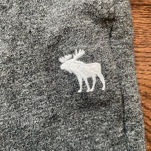 Abercrombie kids size 11/12 grey